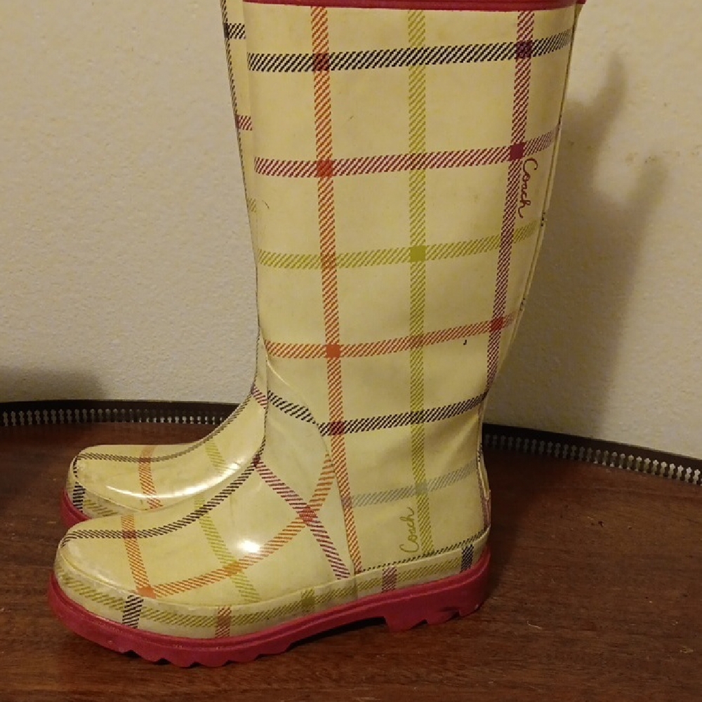 Coach Plaid Rain Boots with Pink Soles Size 6 Runs Like 6.5